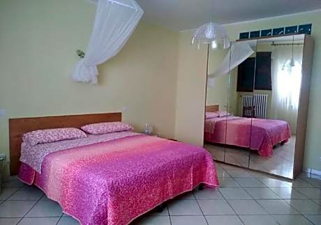 Triple Room with Bathroom