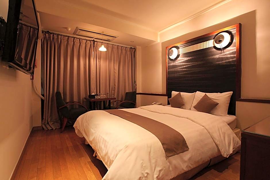 Ansan Seowon Tourist Hotel