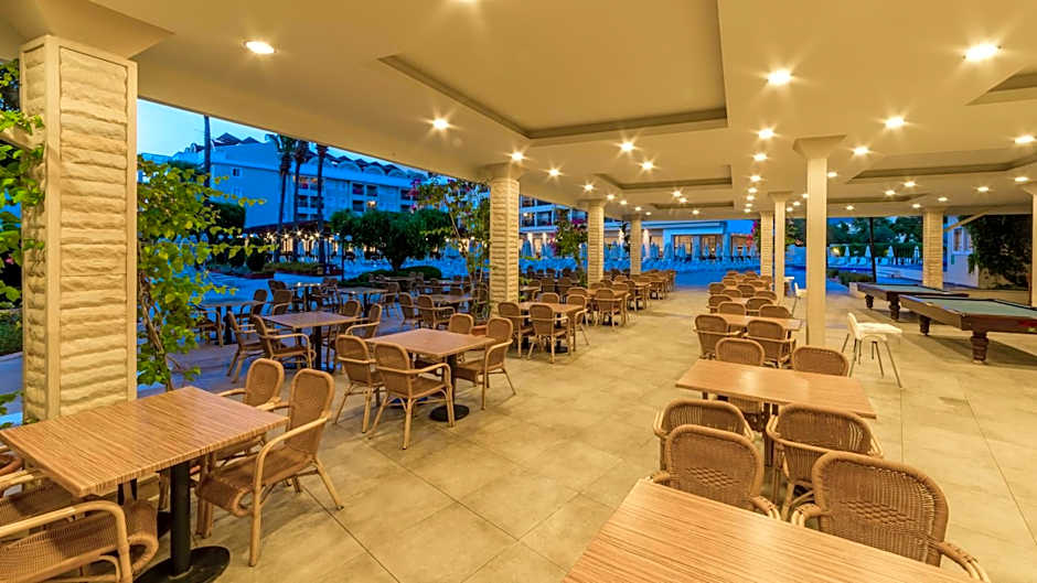 Julian Club Hotel