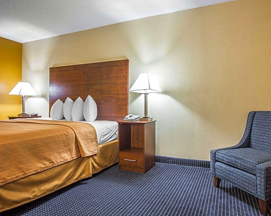 Quality Inn Mullins - Marion
