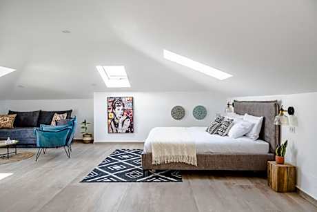 Valley Suites
סוויטות בעמק האלה