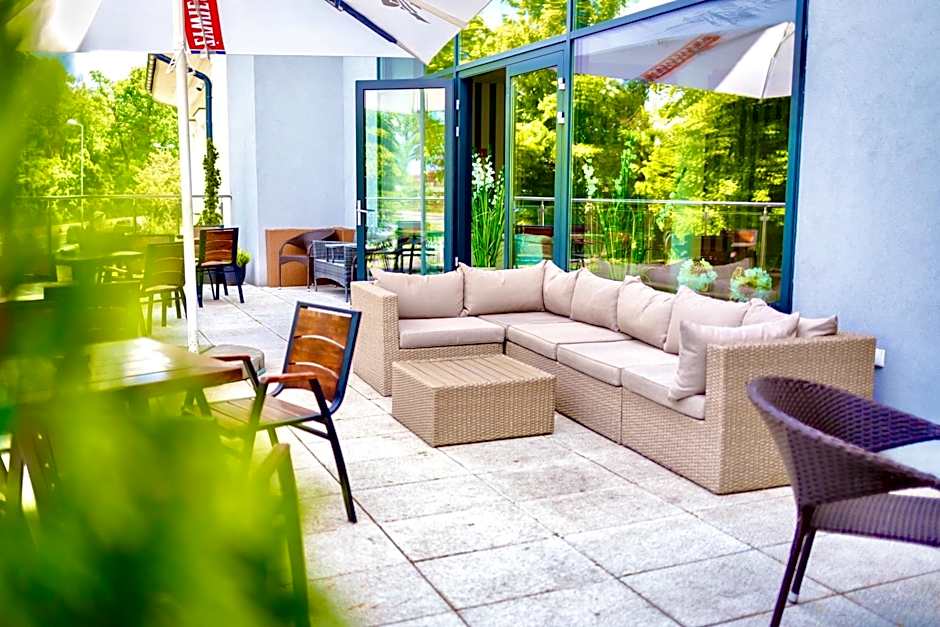 Hotel Nadodrzański Dwór - Nowa Sól