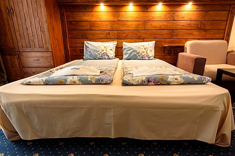 Kap House Family Hotel