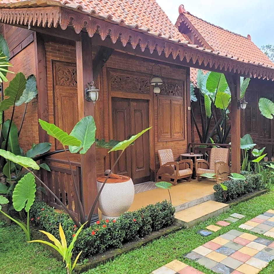 La Tavisa Hotel Borobudur