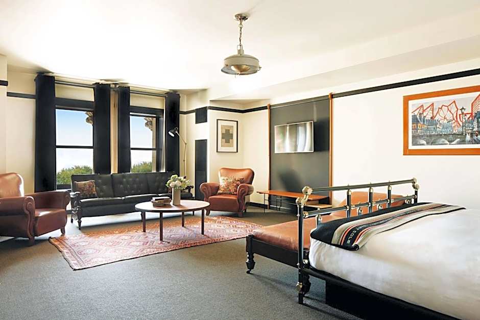 Chicago Athletic Association, part of Hyatt