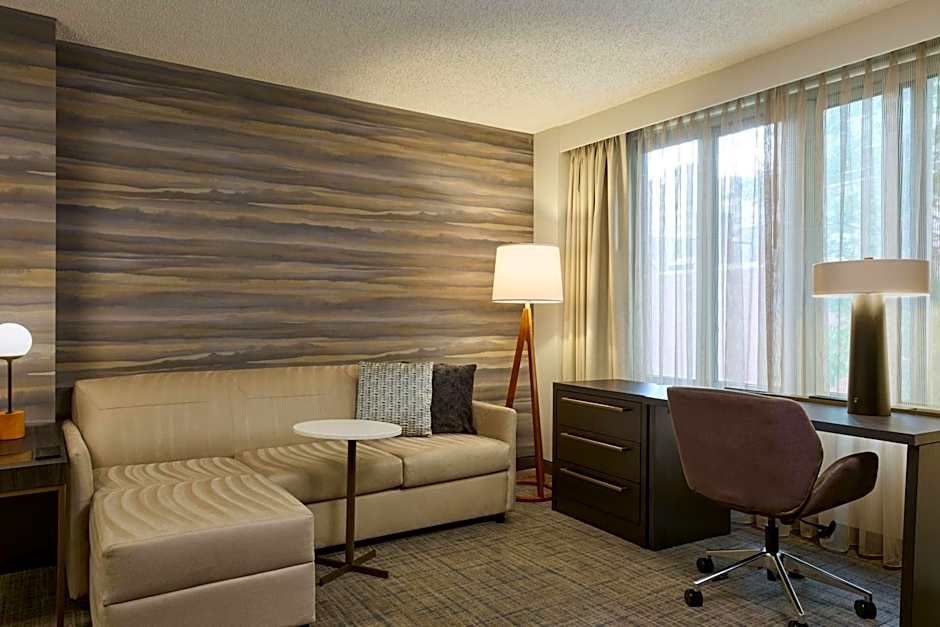 Residence Inn by Marriott Bethesda Downtown