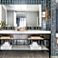 Kimpton Rowan Palm Springs Hotel By IHG