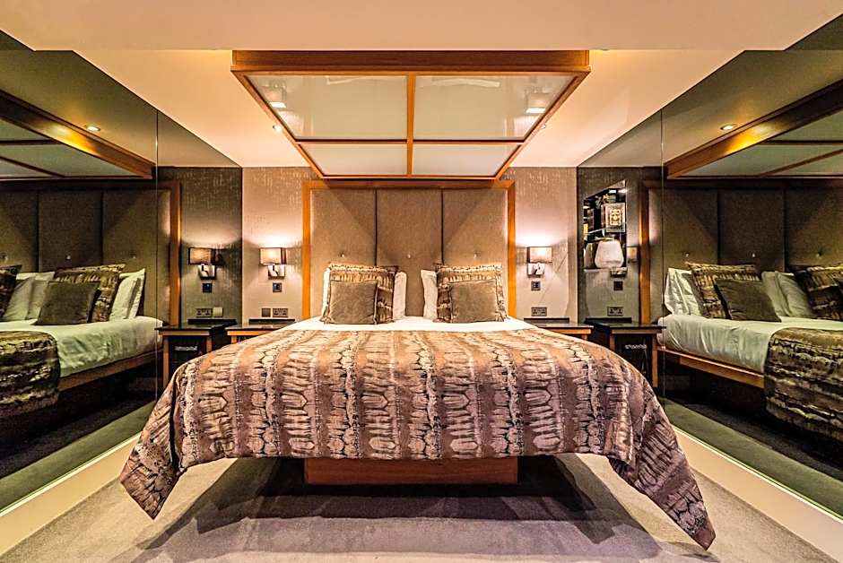 Church Suites by The Cranleigh Boutique