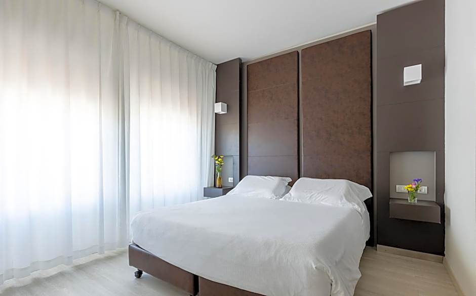 Wall Art Hotel & Residence