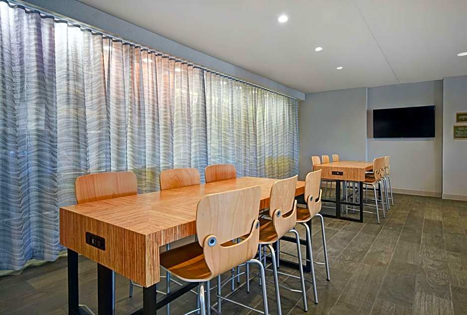 Home2 Suites By Hilton Columbus