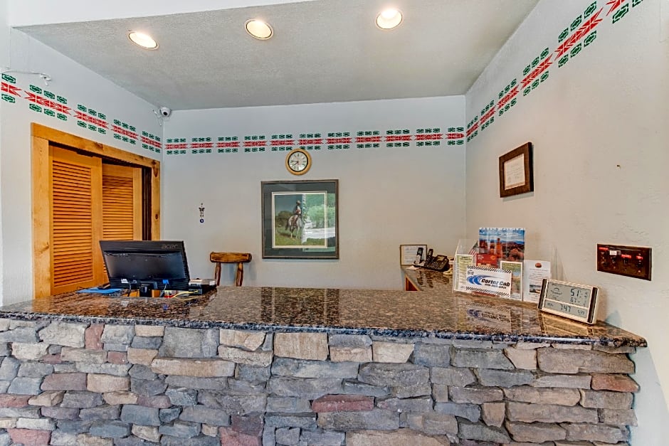 Dolores Mountain Inn