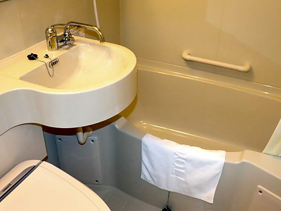 Toyoko Inn Kita-asaka-eki Nishi-guchi