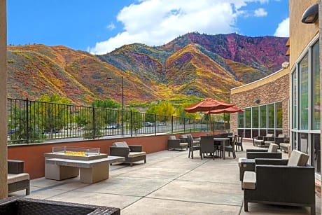 Courtyard by Marriott Glenwood Springs