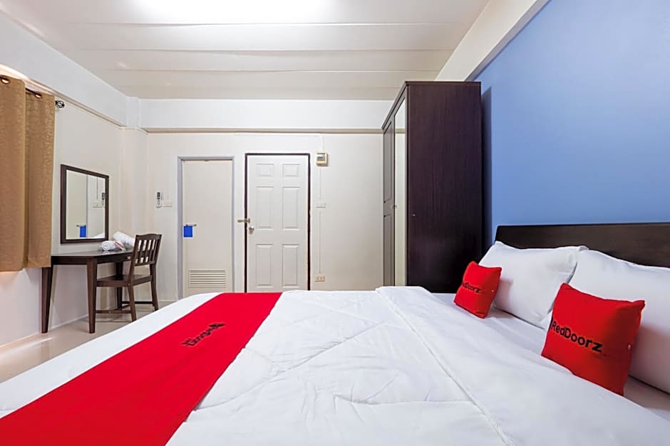 Si Fah at Bangsaen Hotel