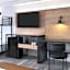 Aiden by Best Western Newark Airport