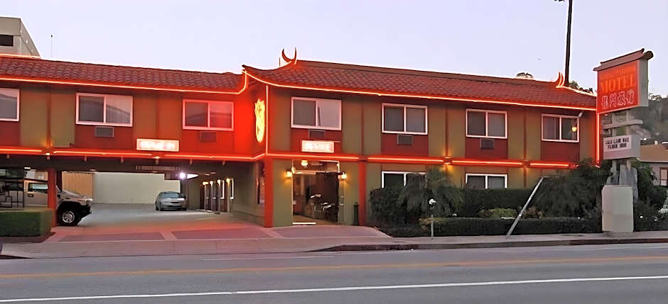 Royal Pagoda Motel