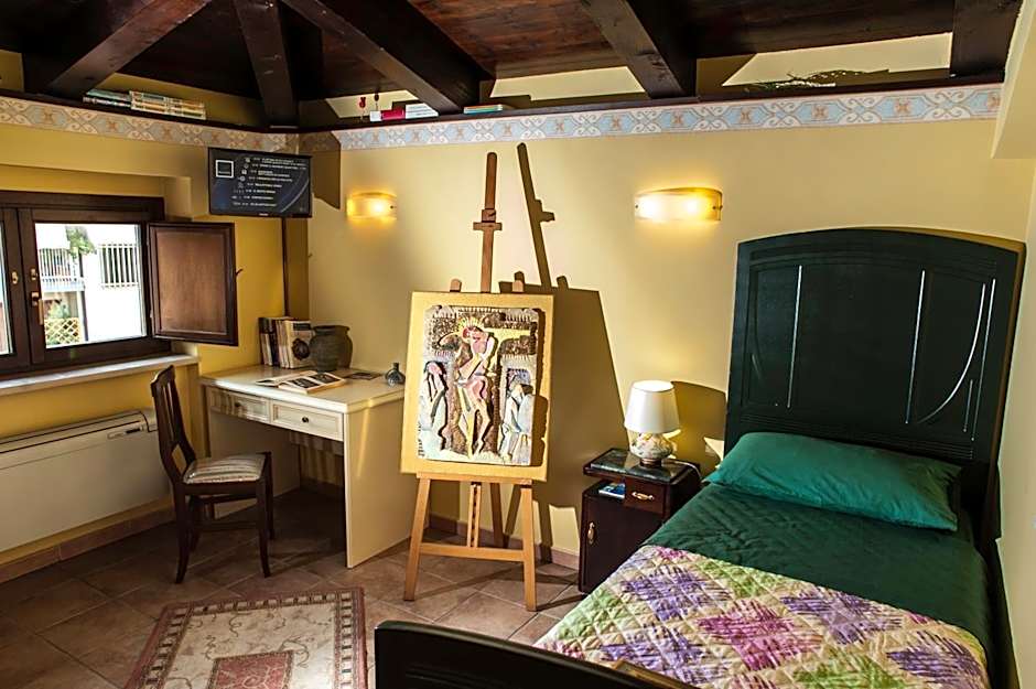 Zdjęcie 1 z 7 — Triple Room