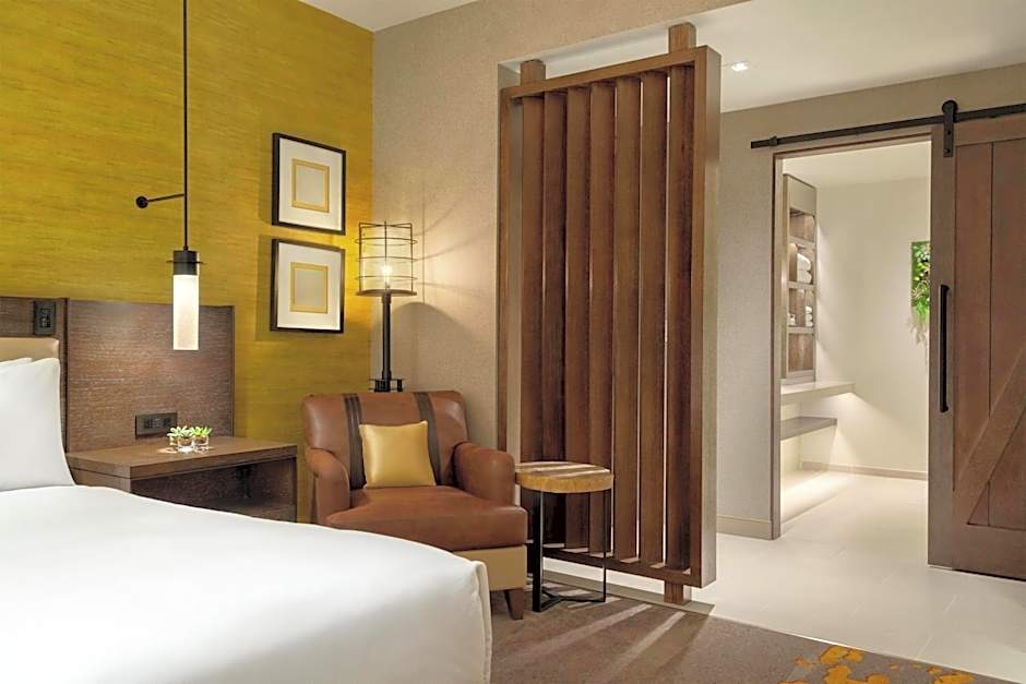 Hoodoo Moab, Curio Collection By Hilton