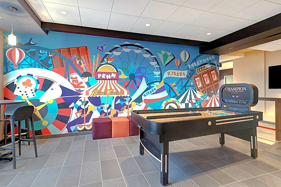 Tru by Hilton Grantville, PA