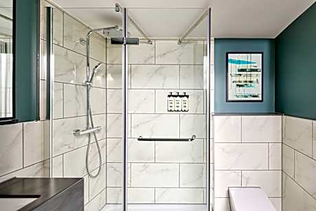 Premium Queen Room with sofa bed