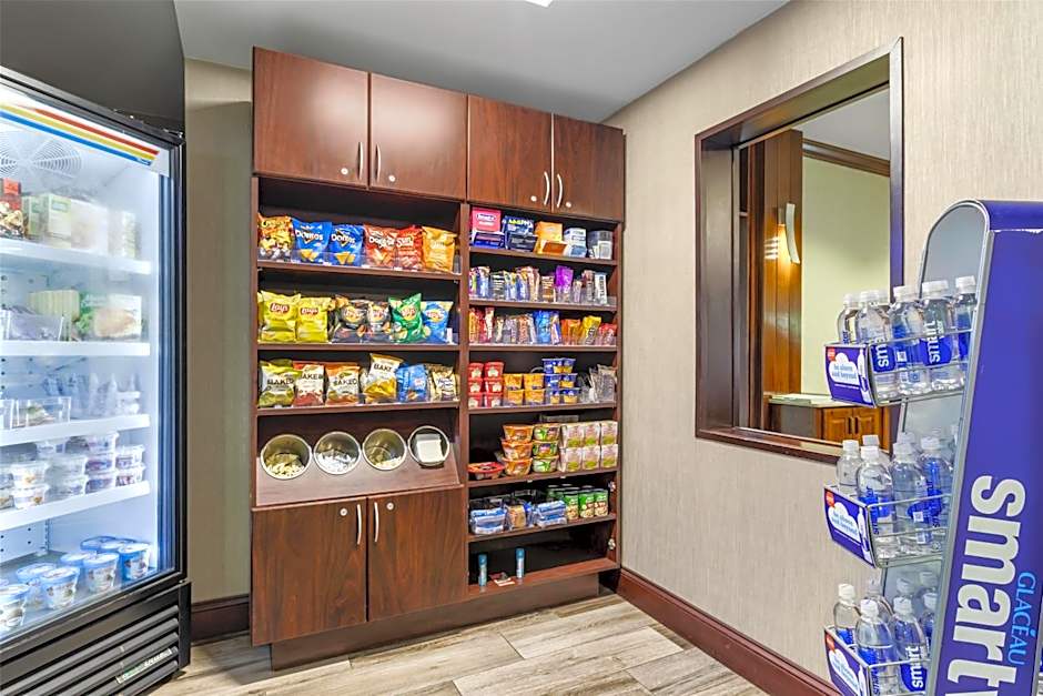 Best Western Plus River Escape Inn & Suites