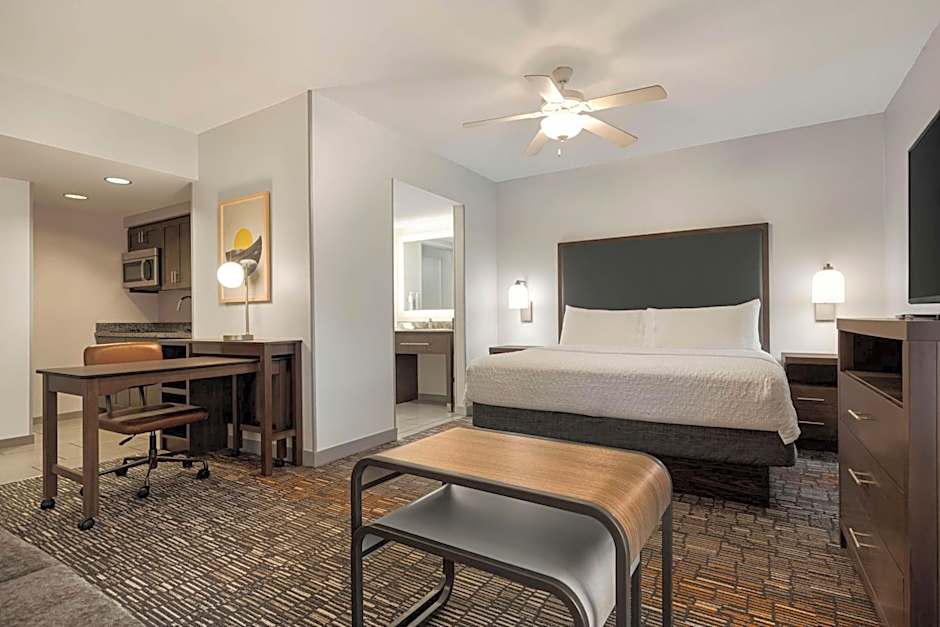 Homewood Suites By Hilton - Charlottesville
