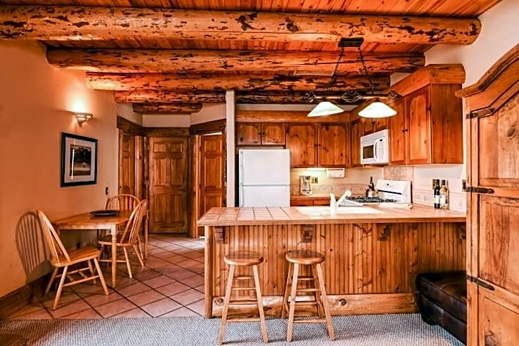 Chipeta Lodge