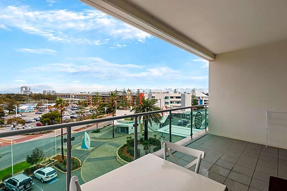 5 Star Mandurah Beach Exclusive Apt