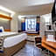 Microtel Inn & Suites by Wyndham Southern Pines / Pinehurst
