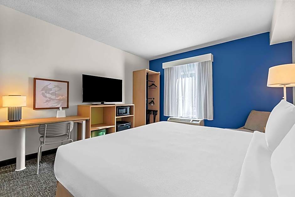 Spark by Hilton Hershey Near the Park