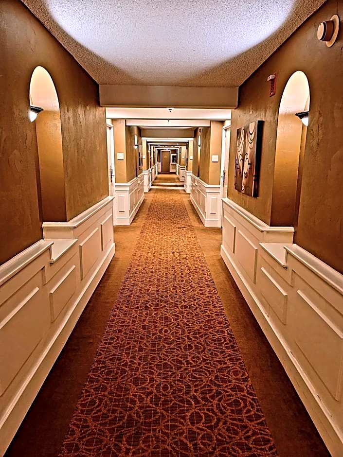 Seville Plaza Streetcar Hotel Museum District, Trademark