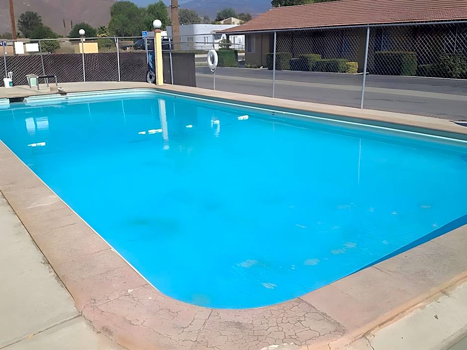 Hacienda Motel