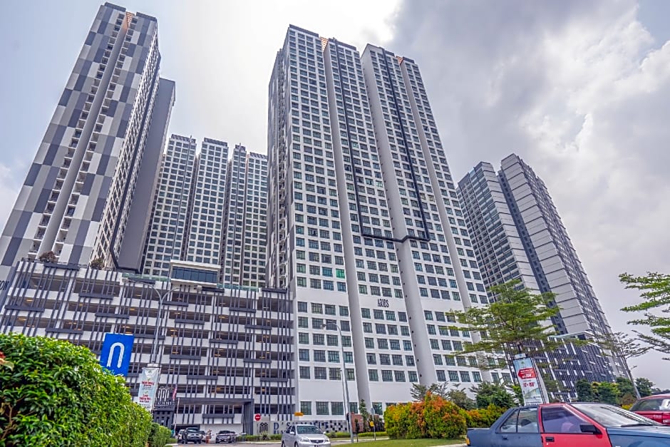 OYO HOME 90183 D' Summit Residence 2bhk @ YML 0824