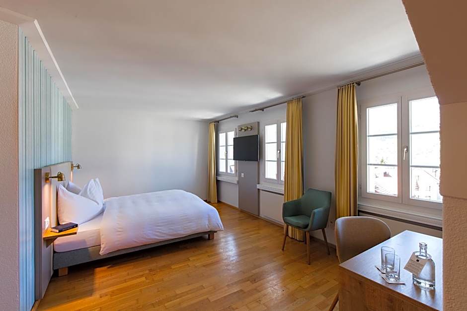 Hotel Kreuz by b_smart