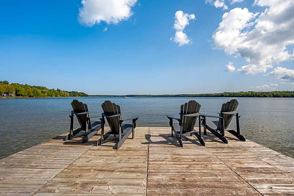 Grotto Escape Unwind at Cameron Lakehouse