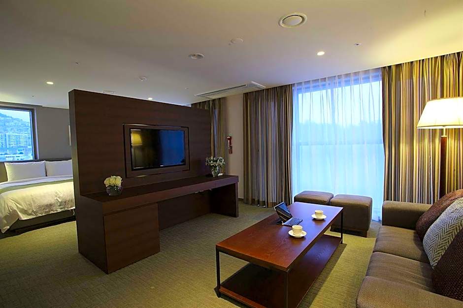 Hotel Aventree Busan