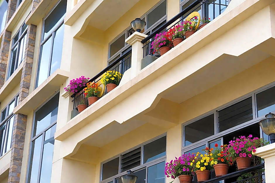 Hotel Golden Dolma