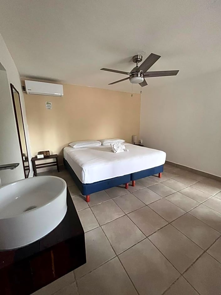 La Diosa Kali Beach Front Hotel