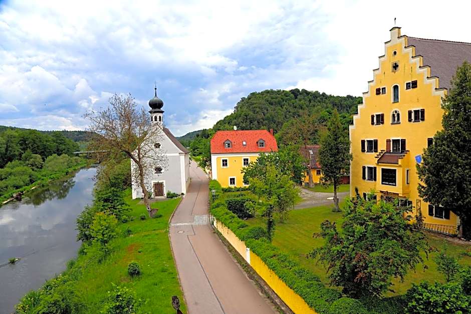 Hotel Schlossresidenz Heitzenhofen