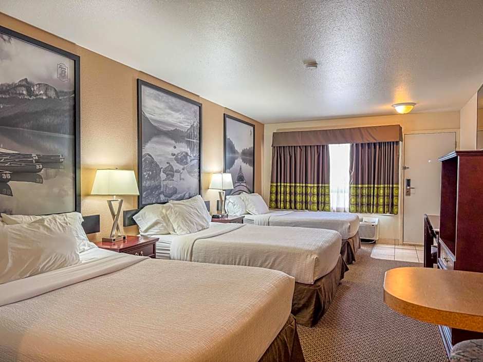 Super 8 by Wyndham High River AB