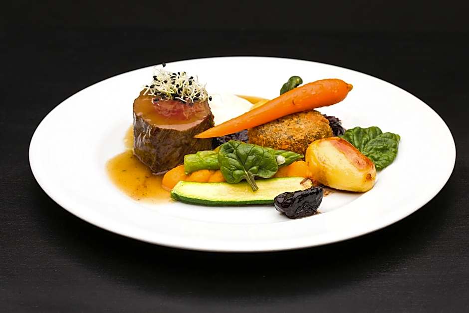 Hotel Fenyõ Conference & Spa