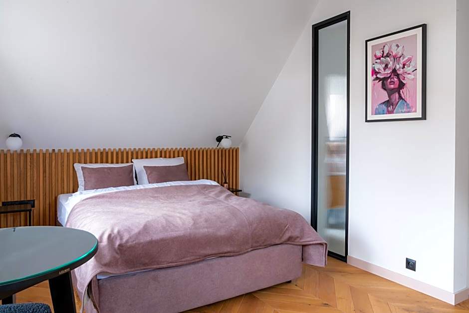 LUXURY Grodzka Apartments - Beautiful Apartments in the Old Town Area, Free Fast Wifi!
