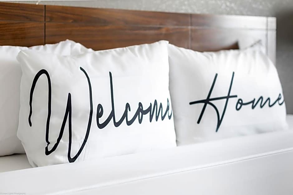 Home Inn and Suites Lloydminster