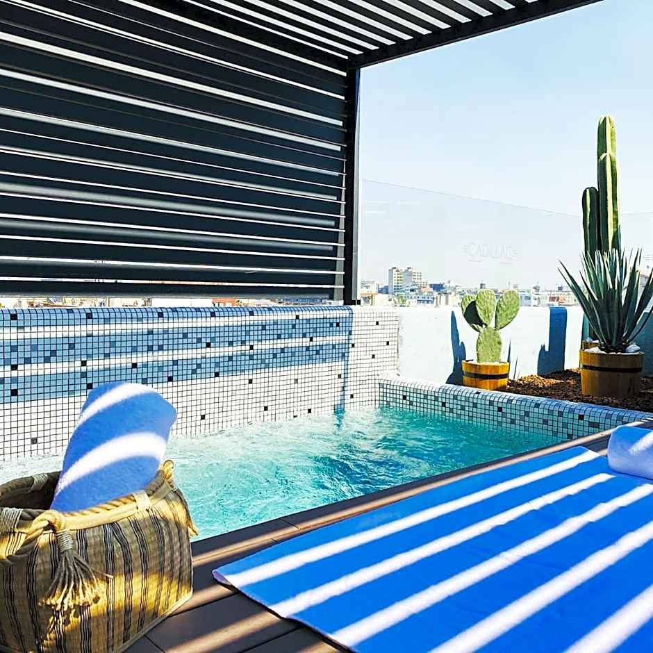 Cadillac Hotel Boutique