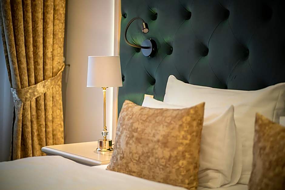 Golden Key Boutique Hotel
