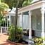 Lighthouse Hotel - Key West Historic Inns
