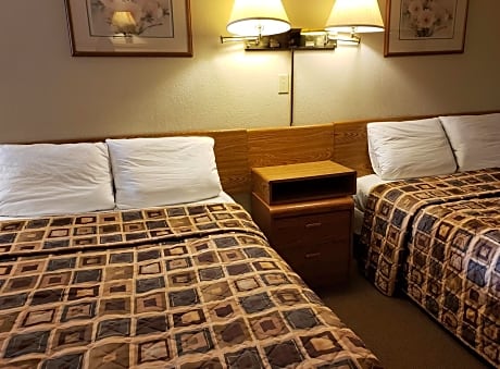 Double Room with Two Double Beds - Non Smoking