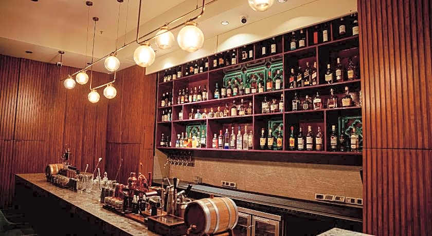 Sheraton Grand Pune Bund Garden Hotel