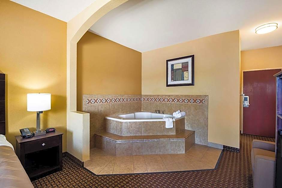 Quality Inn Des Moines North