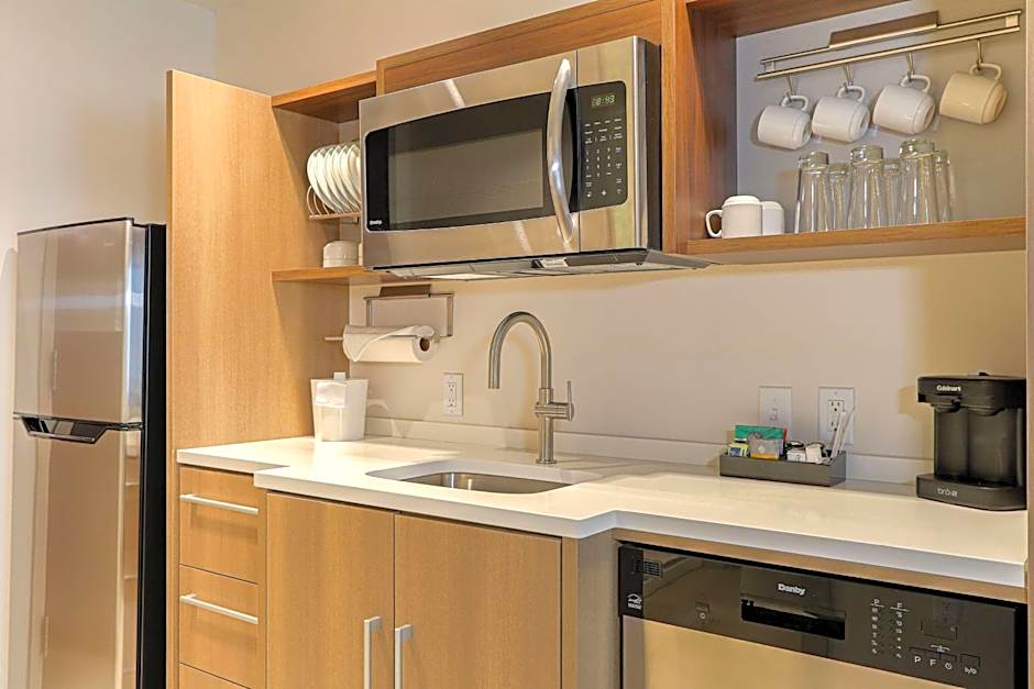 Home2 Suites by Hilton Alcoa Knoxville Airport